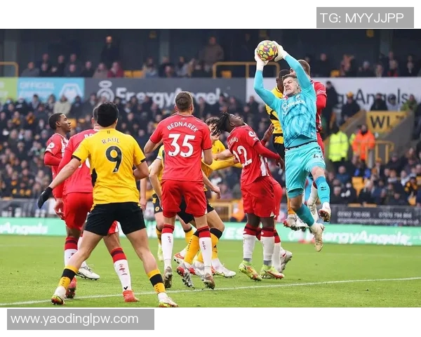 西班牙人刚登顶西甲即换帅,球队想要获得更好成绩